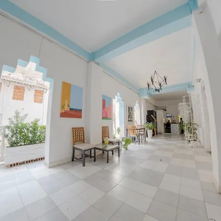 Experience The Magic Of The Calle De Damas Historic Center Cartagena