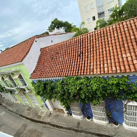 Experience The Magic Of The Calle De Damas Historic Center