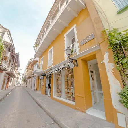 Apartamento Experience The Magic Of The Calle De Damas Historic Center *